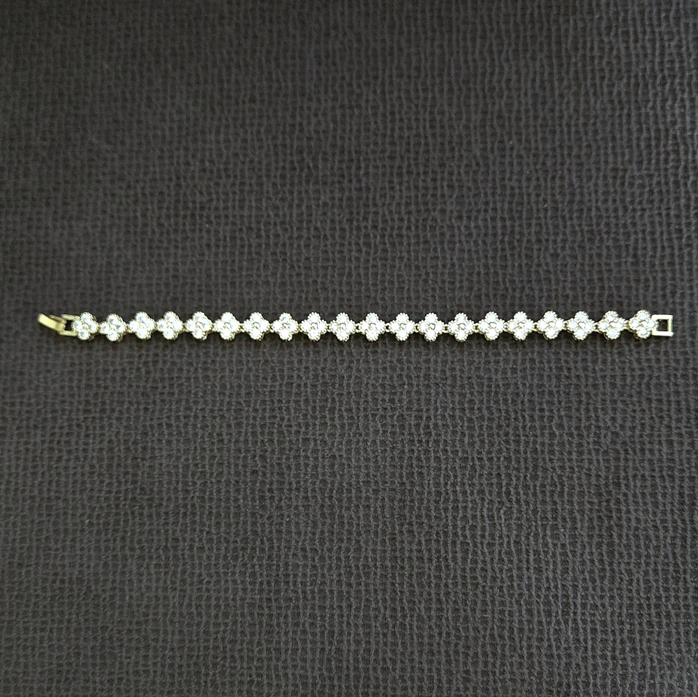 Gemelli👭 "Annie" Gold💛 Clovers🍀 Bracelet - NWT - Picture 14 of 16